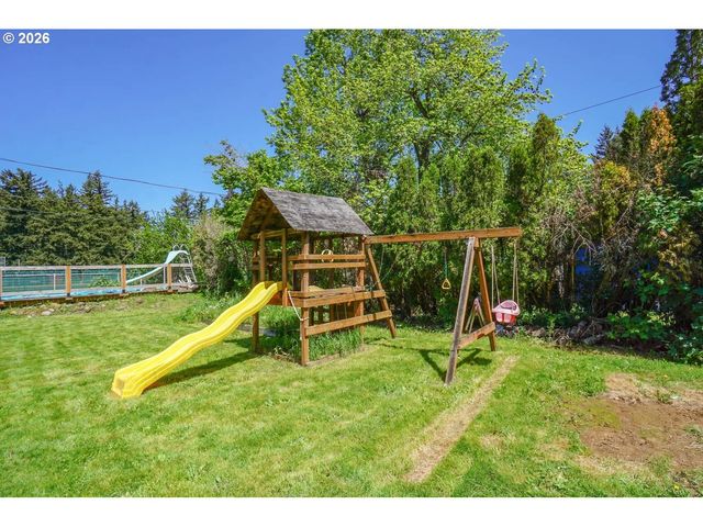 13639 Se CLAY St, Portland, OR 97233