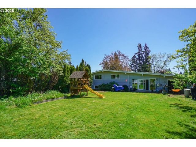 13639 Se CLAY St, Portland, OR 97233