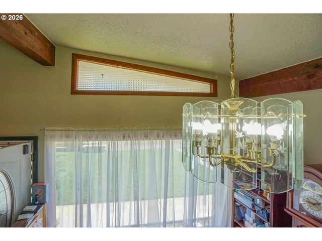 13639 Se CLAY St, Portland, OR 97233