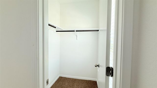 233 Quemado DR, Leander, TX 78641