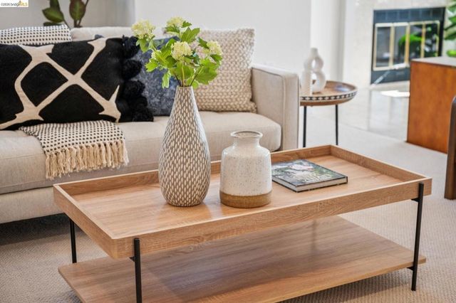 28 28 Sunny Cove Cir, Alameda, CA 94502