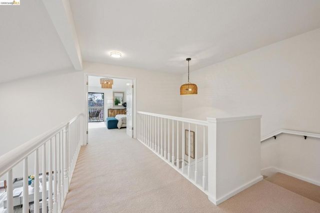 28 28 Sunny Cove Cir, Alameda, CA 94502