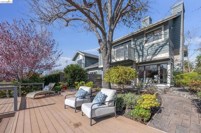 28 28 Sunny Cove Cir, Alameda, CA 94502