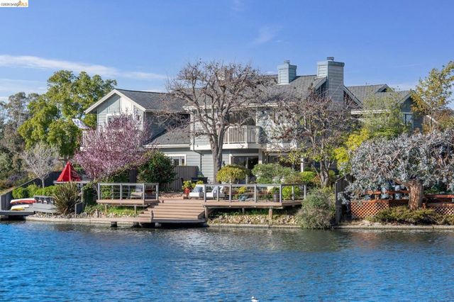 28 28 Sunny Cove Cir, Alameda, CA 94502