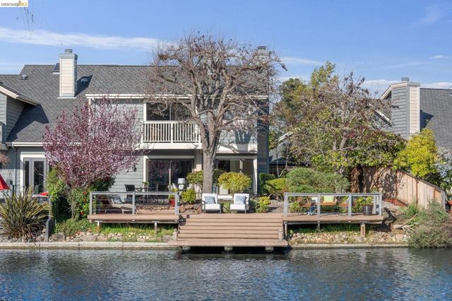 28 28 Sunny Cove Cir, Alameda, CA 94502