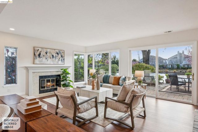 28 28 Sunny Cove Cir, Alameda, CA 94502