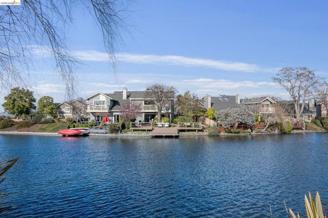 28 28 Sunny Cove Cir, Alameda, CA 94502