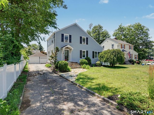 43 Glendale Road, Stratford, CT 06614