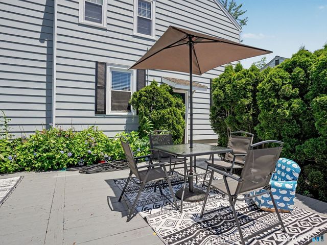 43 Glendale Road, Stratford, CT 06614