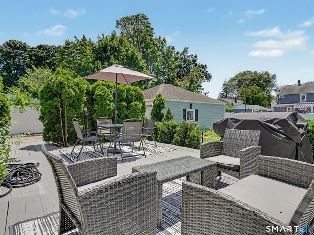 43 Glendale Road, Stratford, CT 06614