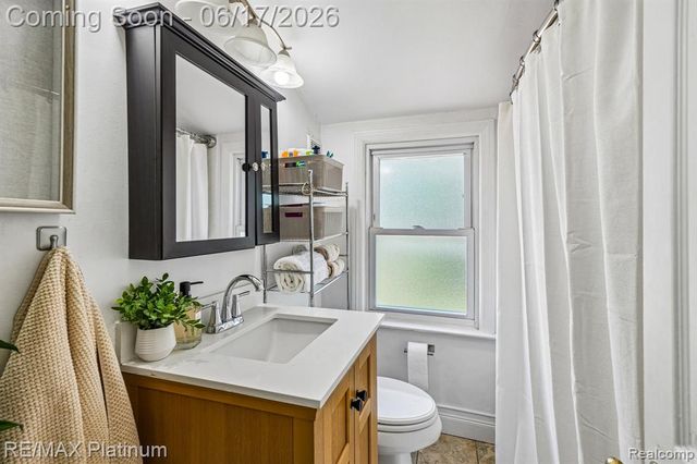 18440 Floral Street, Livonia, MI 48152