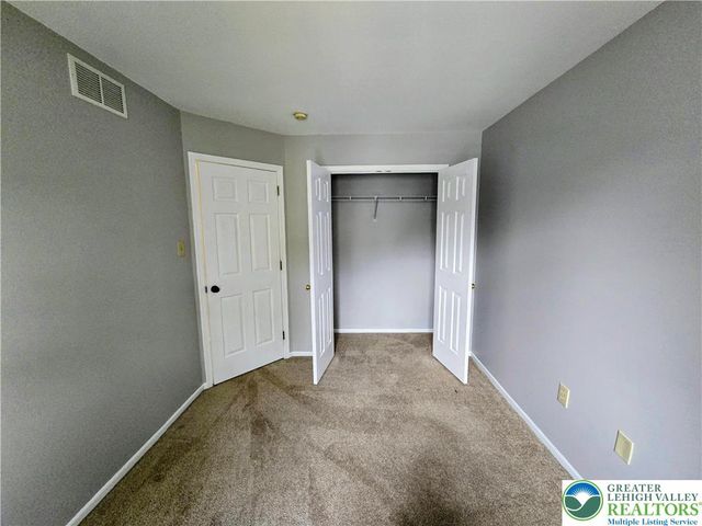 1578 Pinewind Drive, Lower Macungie Twp, PA 18011