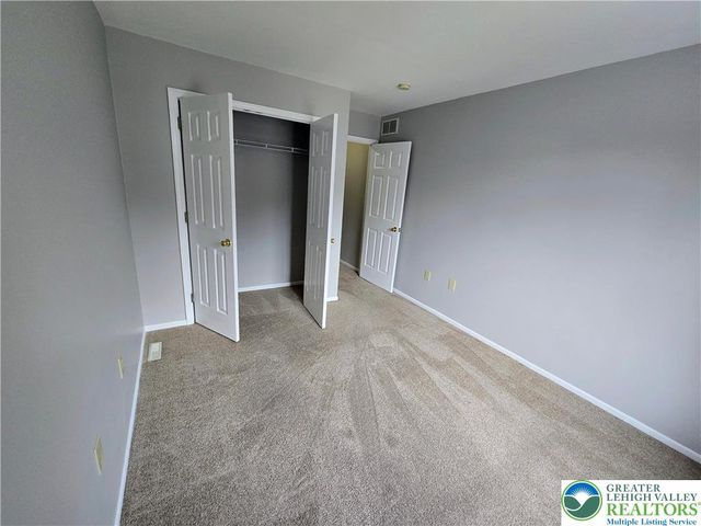 1578 Pinewind Drive, Lower Macungie Twp, PA 18011