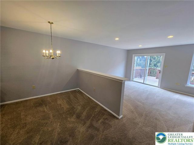 1578 Pinewind Drive, Lower Macungie Twp, PA 18011