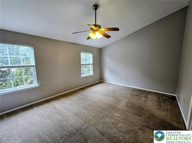 1578 Pinewind Drive, Lower Macungie Twp, PA 18011