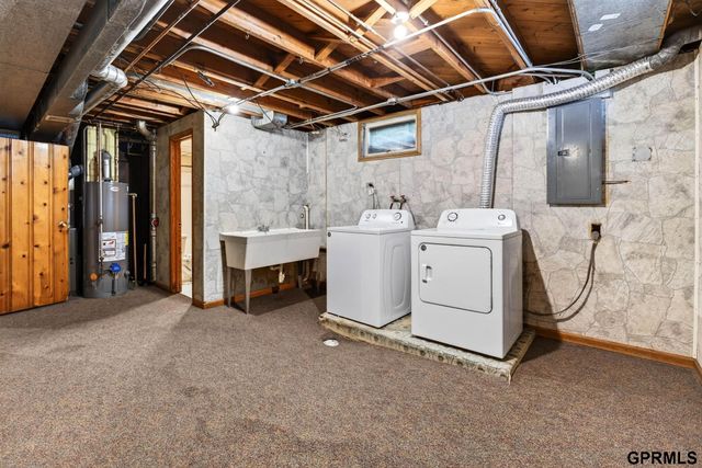 4713 S 53 Street, Omaha, NE 68117