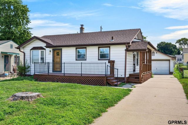 4713 S 53 Street, Omaha, NE 68117