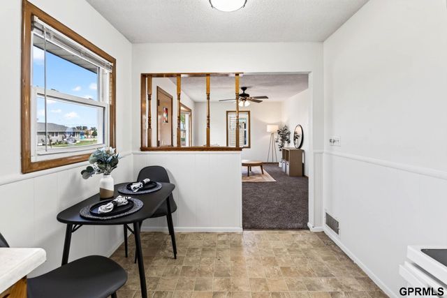 4713 S 53 Street, Omaha, NE 68117