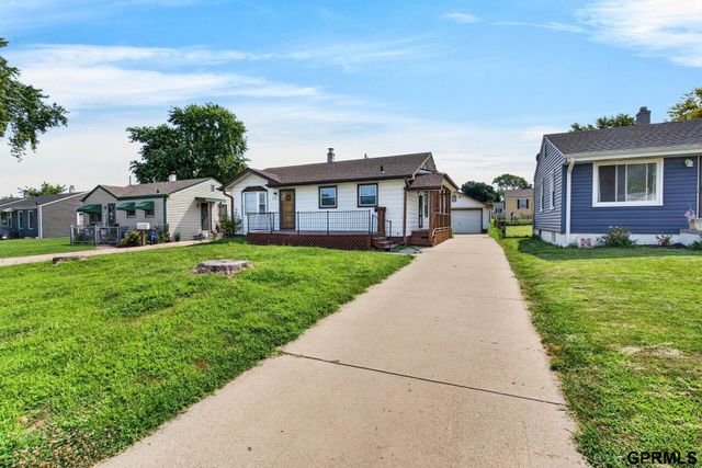 4713 S 53 Street, Omaha, NE 68117