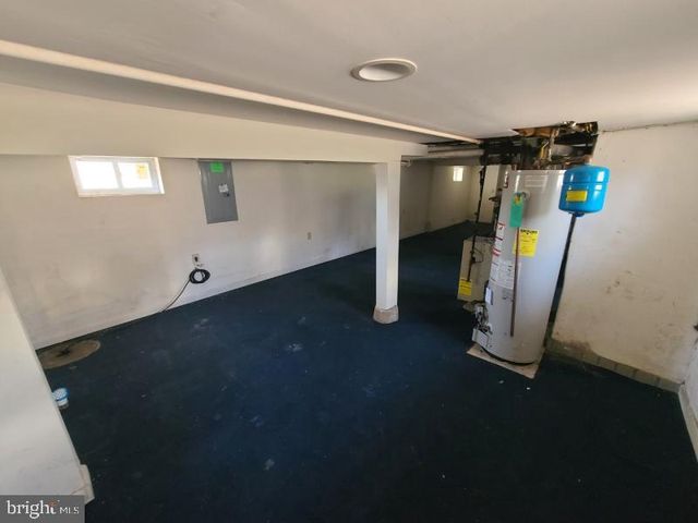 1040 EVARTS ST NE, Washington, DC 20018