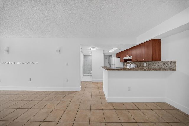 7195 NW 179th Street 109, Hialeah, FL 33015