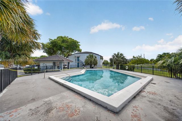 7195 NW 179th Street 109, Hialeah, FL 33015