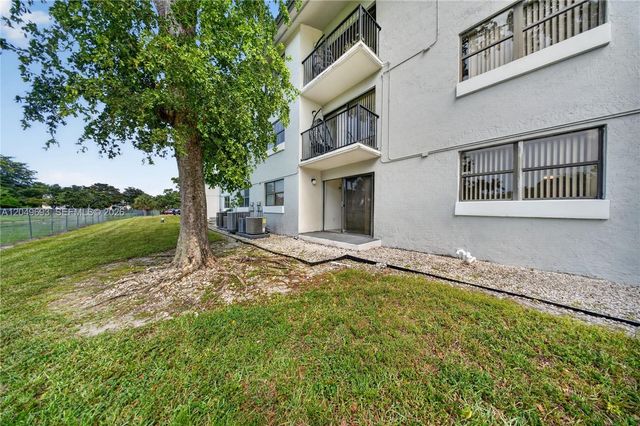 7195 NW 179th Street 109, Hialeah, FL 33015