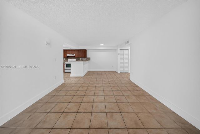 7195 NW 179th Street 109, Hialeah, FL 33015