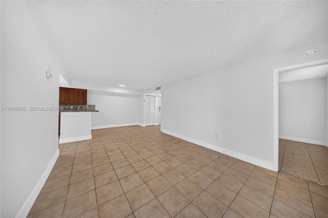 7195 NW 179th Street 109, Hialeah, FL 33015