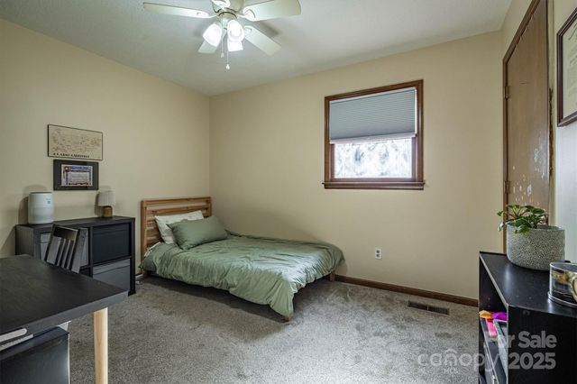 2949 Woodwind Drive, Valdese, NC 28690