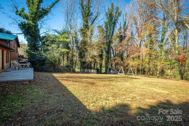 2949 Woodwind Drive, Valdese, NC 28690