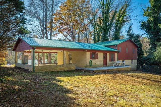 2949 Woodwind Drive, Valdese, NC 28690