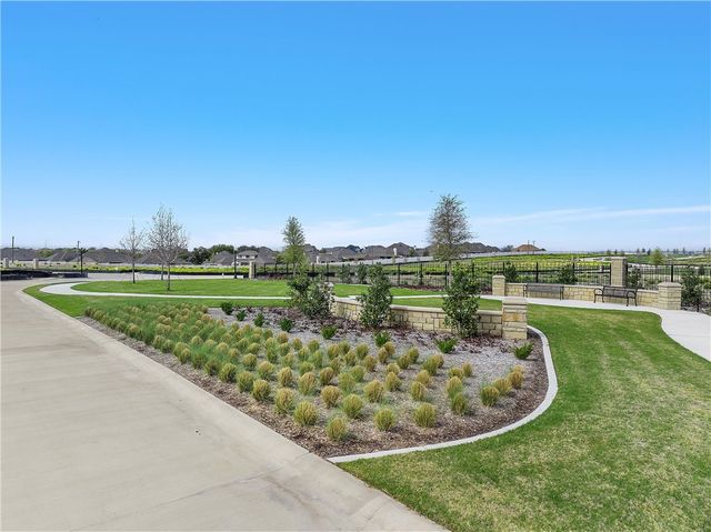 19 Pinehurst Drive, Woodway, TX 76712