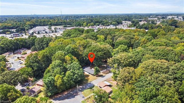 822 Birch Lane, Kernersville, NC 27284