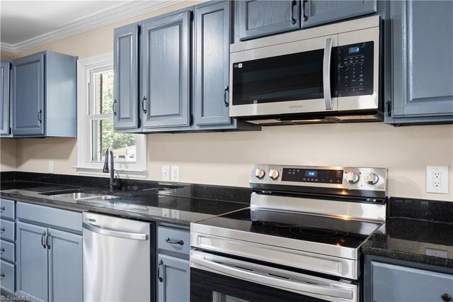 822 Birch Lane, Kernersville, NC 27284