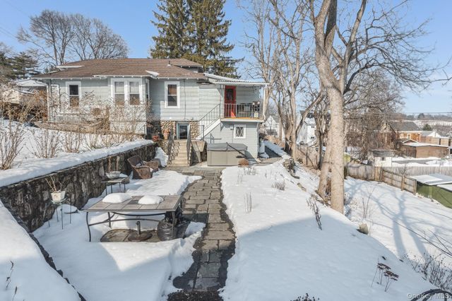 21 Orchard Street, Marlboro, NY 12542