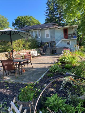 21 Orchard Street, Marlboro, NY 12542