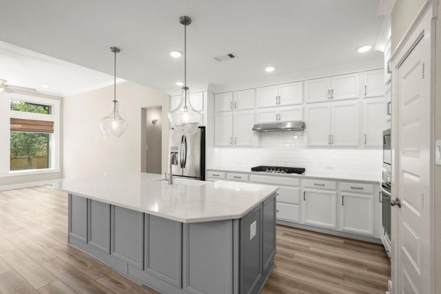 311 Pilazzo Street, Montgomery, TX 77316