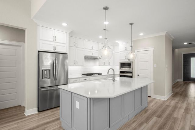 311 Pilazzo Street, Montgomery, TX 77316