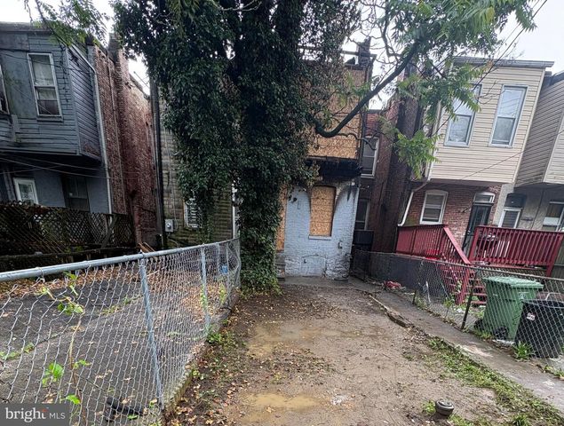 2222 WALBROOK AVE, Baltimore, MD 21216