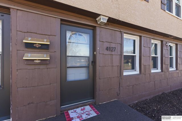 4125-4131 Valley Street, Omaha, NE 68105