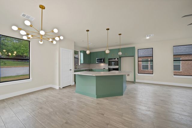 2925 River Ridge Court, Granbury, TX 76048