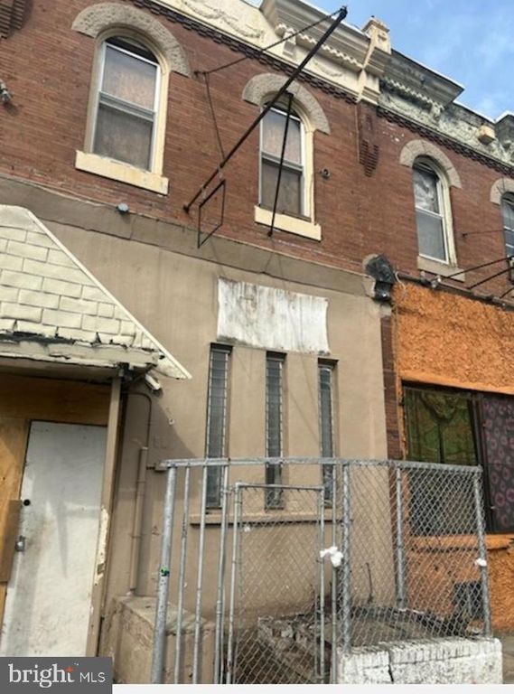530 S 52ND ST, Philadelphia, PA 19143