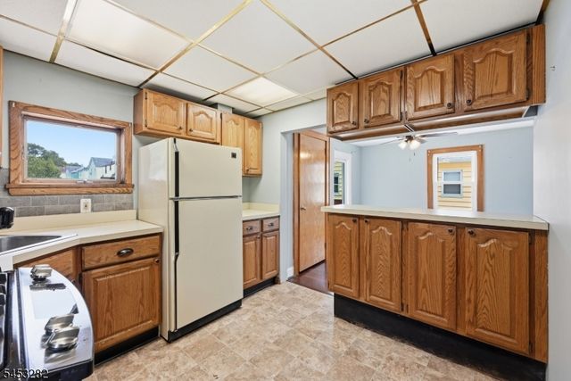 624 Britton St, Elizabeth City, NJ 07202