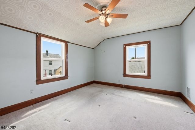 624 Britton St, Elizabeth City, NJ 07202
