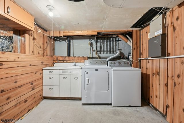 624 Britton St, Elizabeth City, NJ 07202