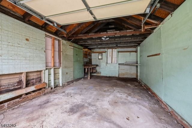 624 Britton St, Elizabeth City, NJ 07202