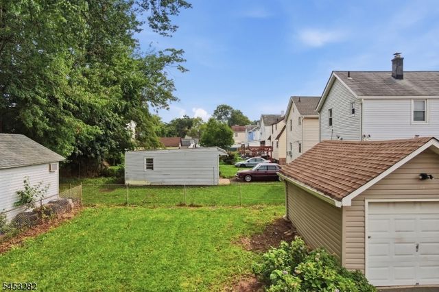 624 Britton St, Elizabeth City, NJ 07202
