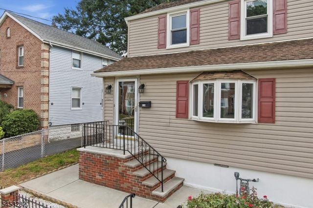 624 Britton St, Elizabeth City, NJ 07202