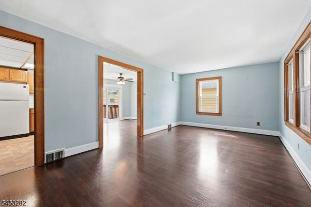 624 Britton St, Elizabeth City, NJ 07202